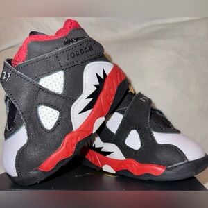 Air Jordan 8 Retro TD 'Paprika'